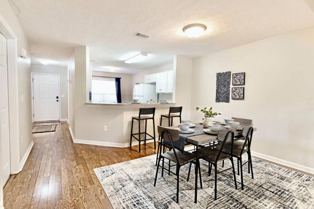 The Home Place & Prime Location Near I-20 Martinez Exterior foto